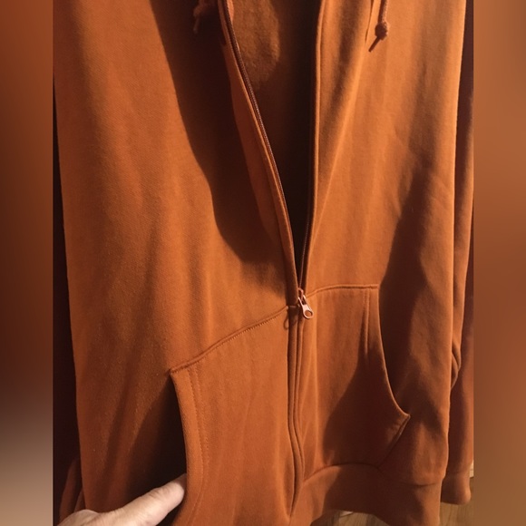 OLD NAVY BURNT ORANGE SWEATSHIRT - Picture 6 of 8